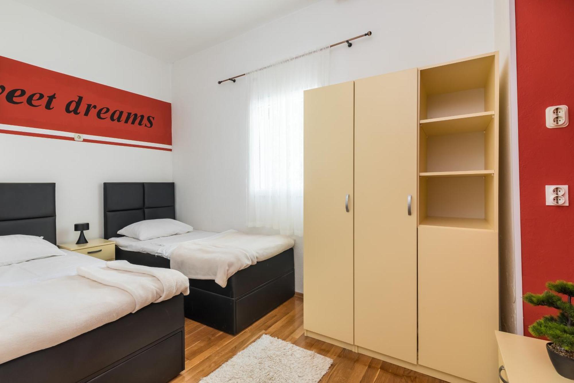 Appartamento Sweet Dreams Sutivan Esterno foto